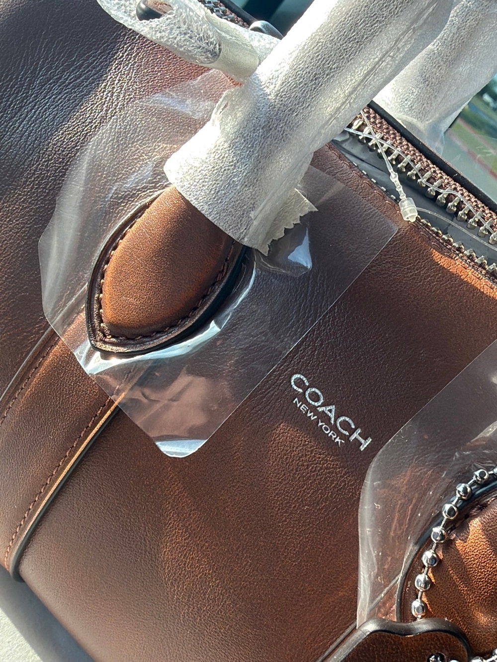 Coach Brown Loved Leather Compass 25 BTWT - Picture 6 of 8